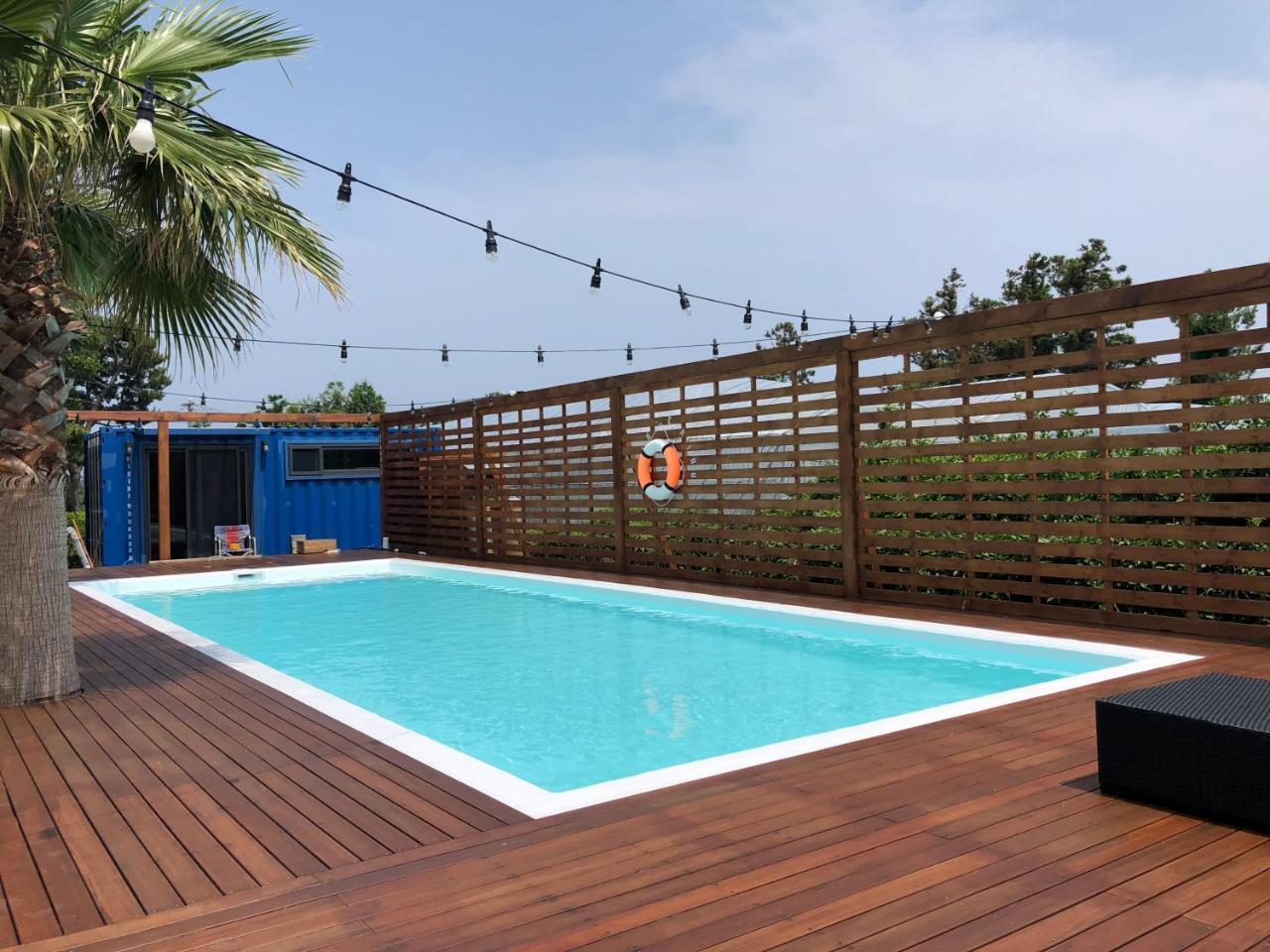 Hotel Eridu Cafe N Beds Seogwipo Exterior foto