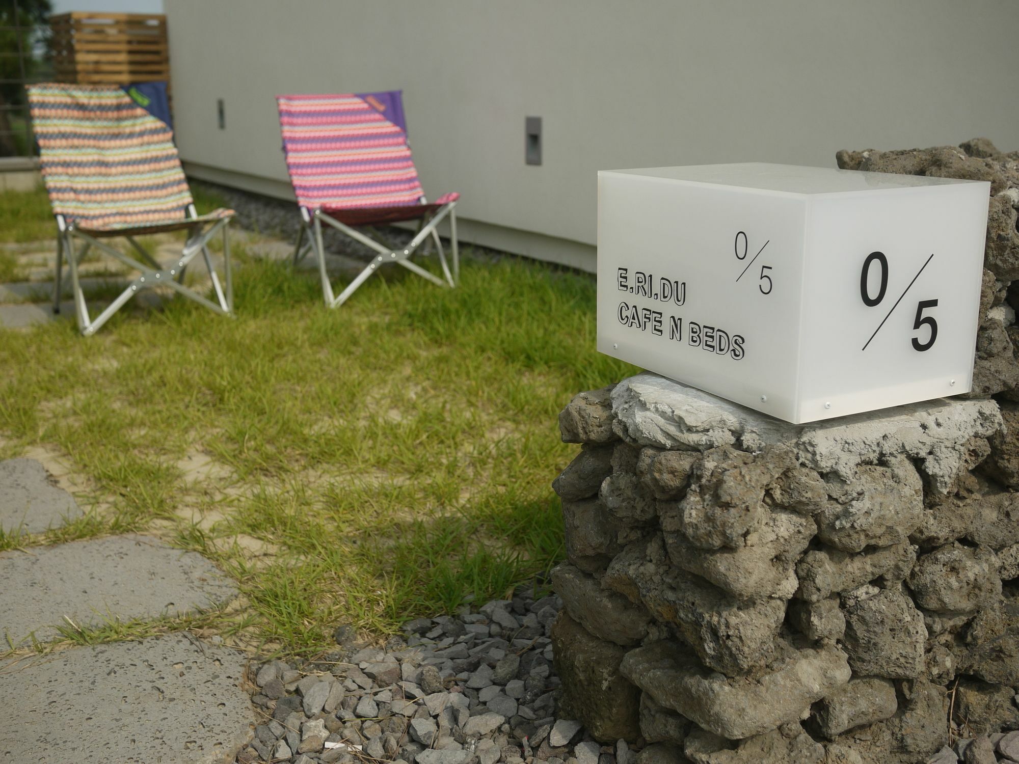 Hotel Eridu Cafe N Beds Seogwipo Exterior foto